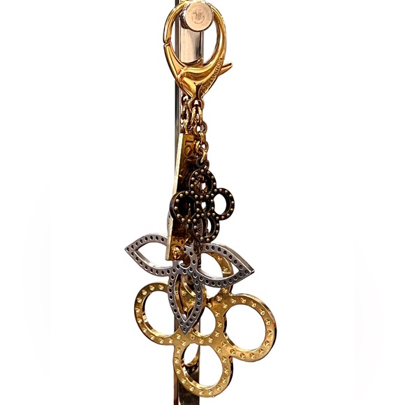 Louis Vuitton Bijoux De Sac Tapage Key Holder And Bag Charm - Picture 5 of 5
